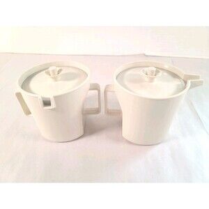 EUC Vintage Tupperware Off-White Creamer 1414-2 & Sugar 1415-1 w/ Lids Set